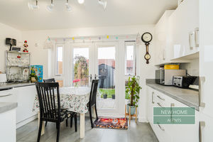 Photo 8- click for photo gallery